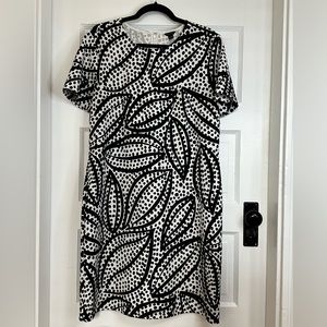 Ann Taylor Short Sleeve Black and White Botanical Print Dress